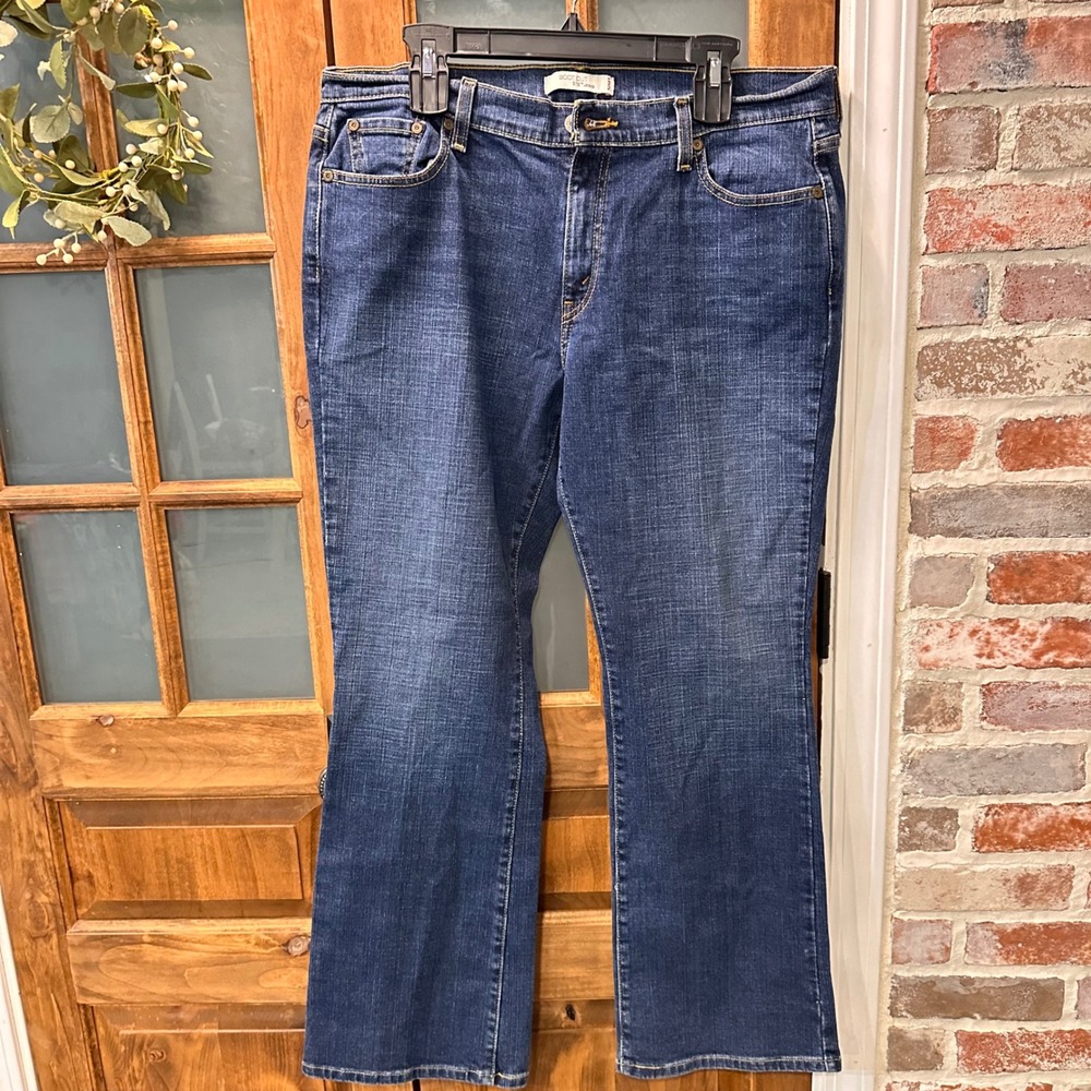 Levi's 515 Bootcut Jeans Womens 16 M Dark Wash Blue Stretch Denim Mid‎ Rise